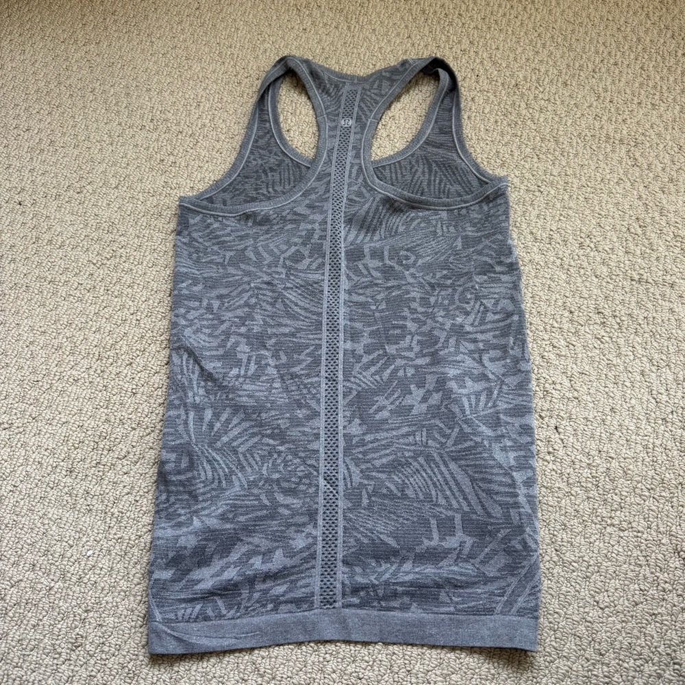 Lululemon Swiftly Tech Racerback Tank - Picture 2 of 3